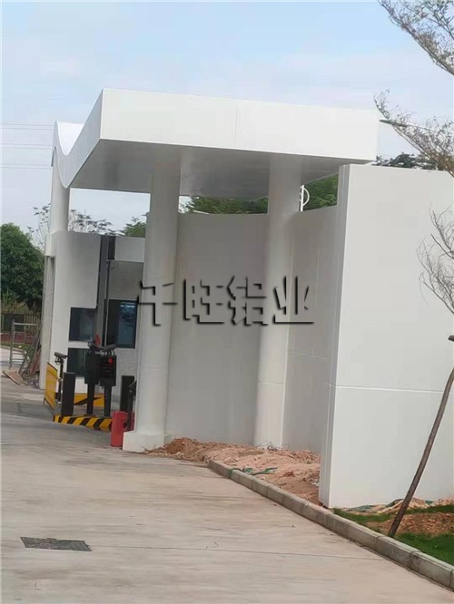 怎么样选择一个好的氟碳铝单板生产厂家