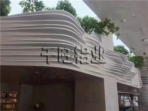 冲孔铝单板甚麽品牌好？要如何找到优质冲孔铝单板