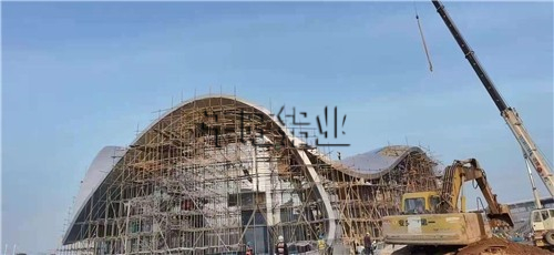 冲孔铝单板出名产品品牌有那些？怎么样采购到完美冲孔铝单板
