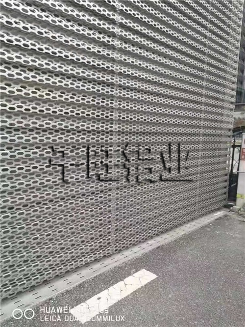 氟碳铝单板厂家哪一个好？教你如何购得过硬氟碳铝单板
