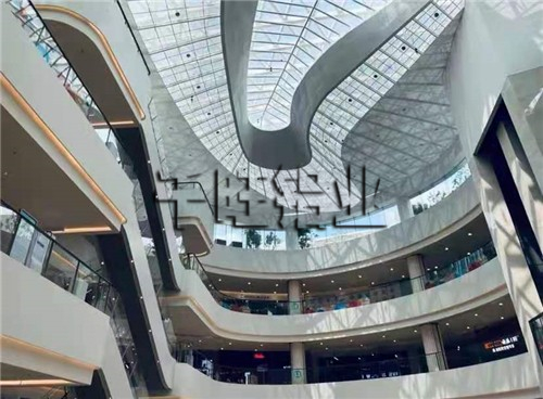 本文四大技巧帮你选购到一流的拉丝铝单板